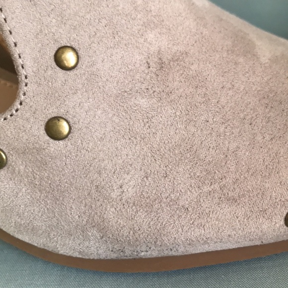 Madeline faux gray suede studded slip on sandals chunky heel Sz 9.5 comfy casual - Picture 8 of 15